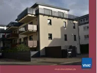 Titelbild für WOHNUNG: Die großzügige, helle Wohnung liegt im 2. Obergeschoss und